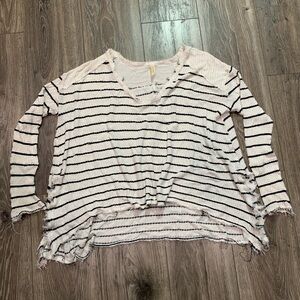 🌸 3/$30 Free People Oversized Long Sleeve Sweater